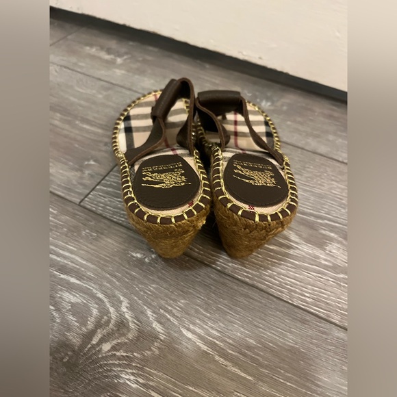 Burberry Nova Check pattern leather thong espadrille wedge sandals Size 38 / W 8 - Picture 12 of 14